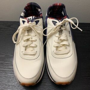 Fila Women’s Renno Collegiate Sneakers